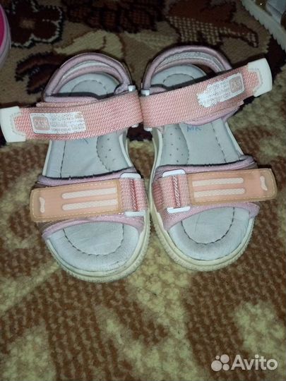 Сандалии для девочки
