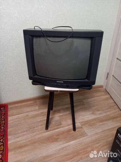 Телевизор