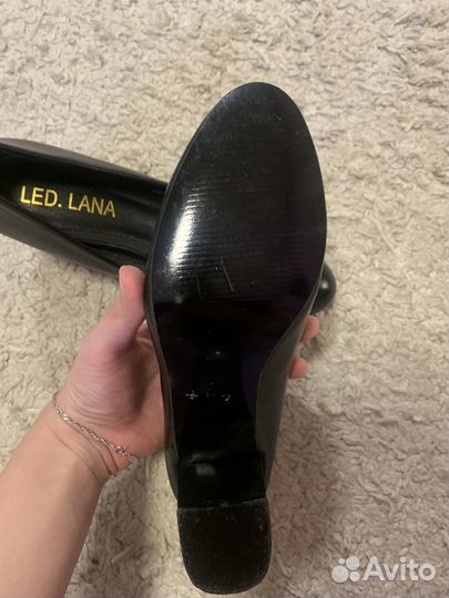 Туфли женские 38 размер черные