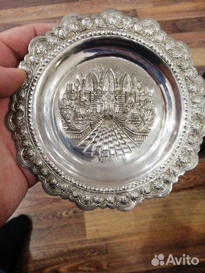 Декоративная настенная тарелка глубокое серебрение