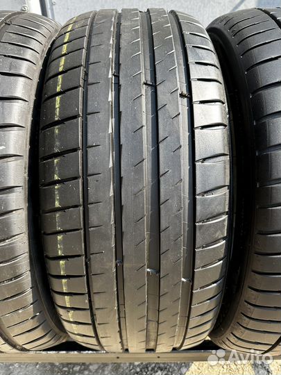Michelin Pilot Sport 4 225/45 R19