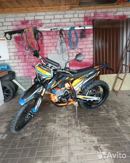 Продам Атлет про 300