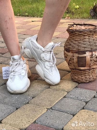 Кроссовки Adidas Yeezy Boost 500