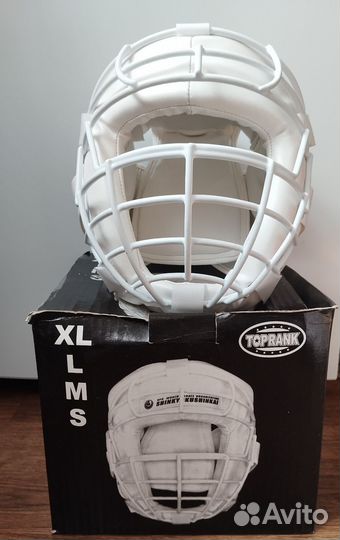 Шлем для карате