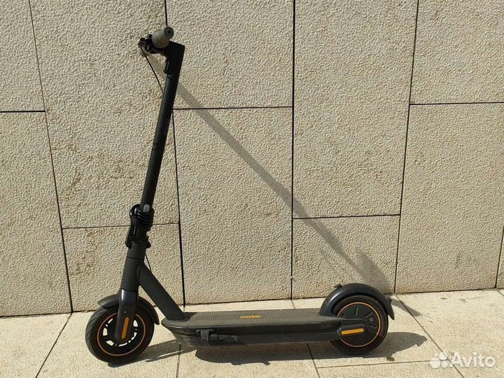 Электросамокат ninebot max g30