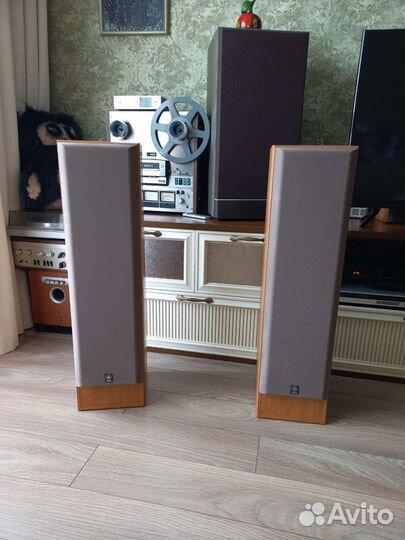 Акустические колонки yamaha