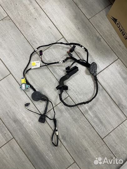 Проводка передней правой двери Ауди А4 Б8