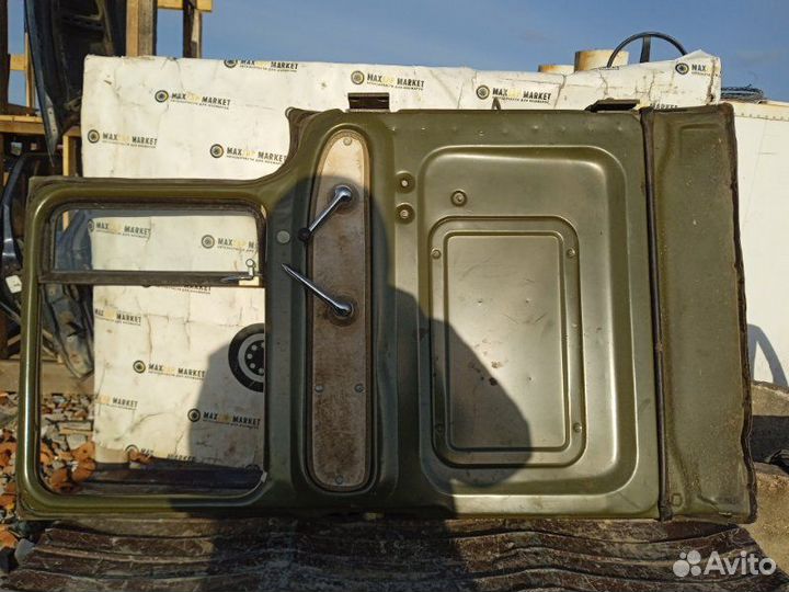 Дверь ЗИЛ 131 перед. лев. (б/у)