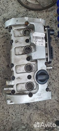 Клапанная крышка Audi A4 B7 BWE 2007