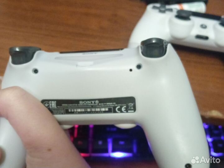 Sony PS4 джойстик