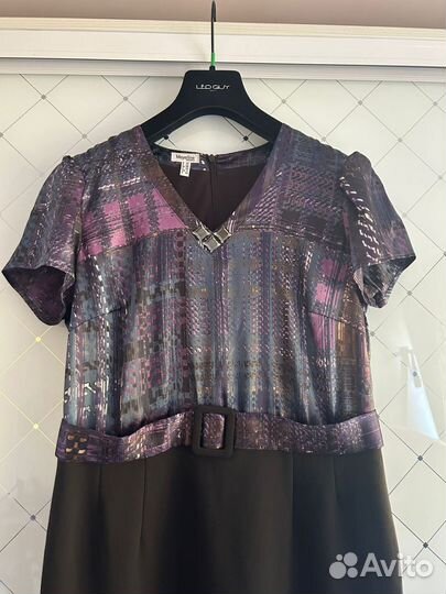 Стильное платье