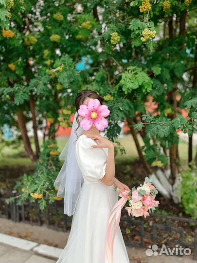 Свадебное платье миди