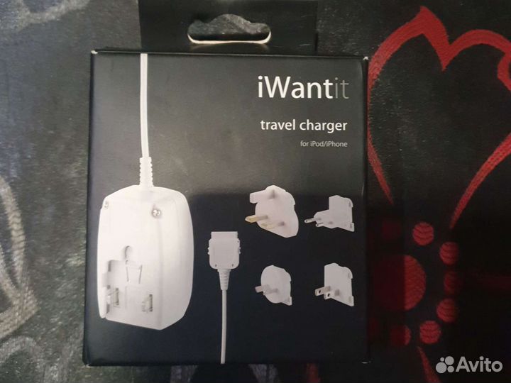 Сетевое зарядное устройство для iPod/iPhone