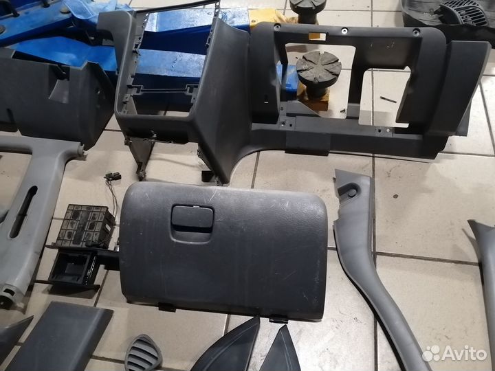 Пластик салона KIA spektra