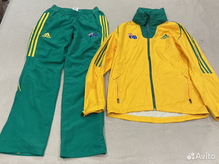 Комтюм Adidas australia размер S
