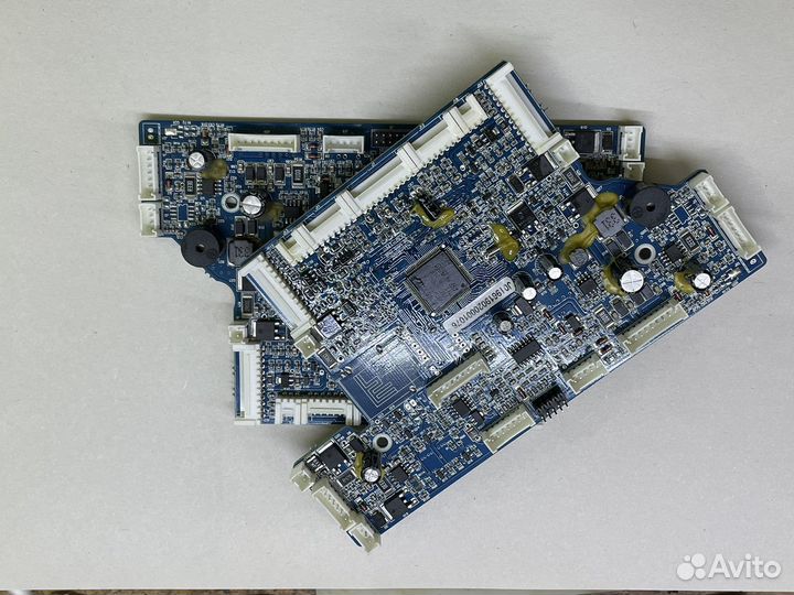 Робот-пылесос Bist Tornado плата управления