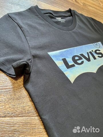 Футболка levis xs новая