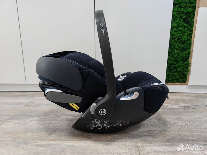 Автокресло Cybex Cloud Z i size plus+isofix база