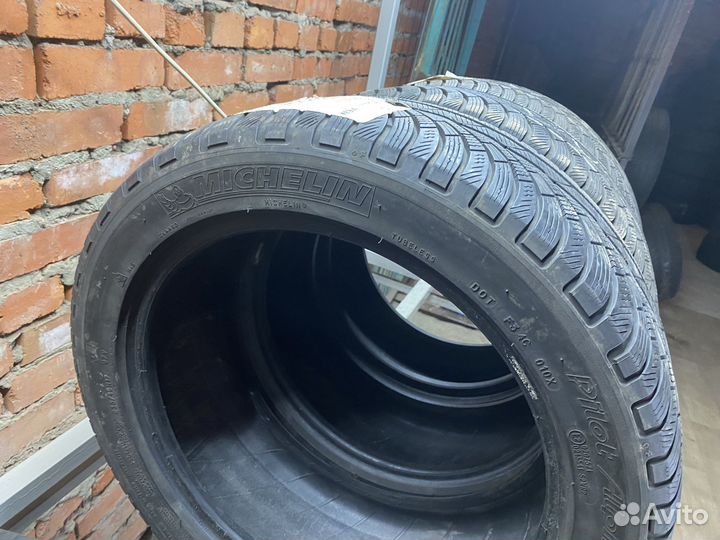 Michelin Pilot Alpin PA4 235/45 R17 97V