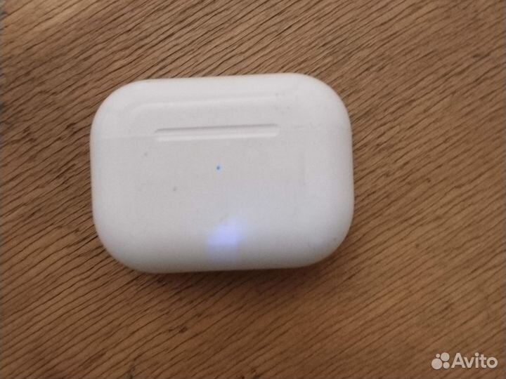 Беспроводные наушники airpods