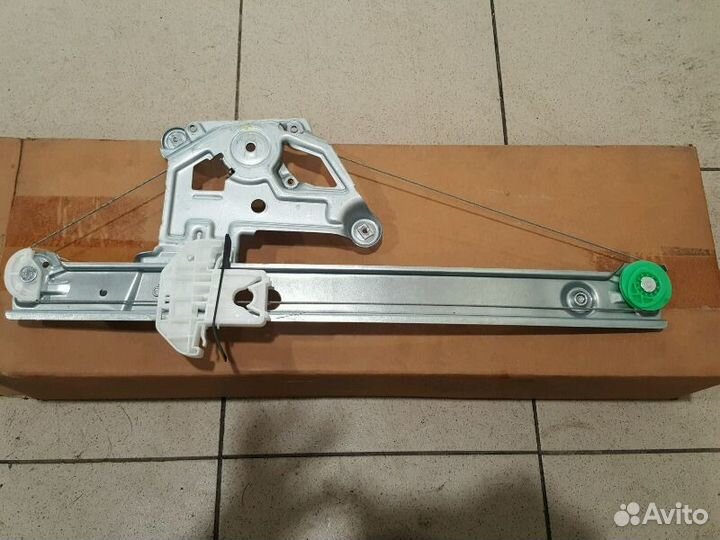 Стеклоподъемник задний левый Jaguar S-Type