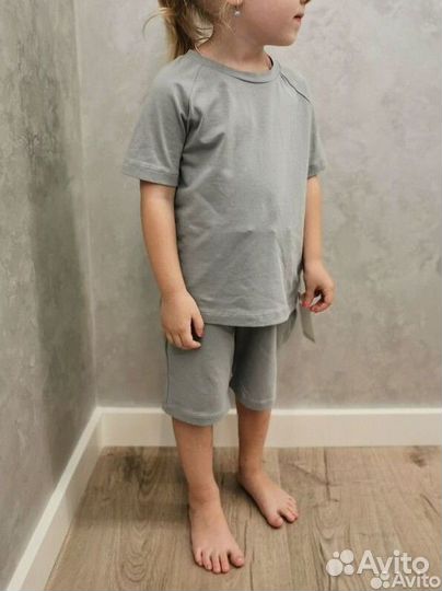 Костюм шорты и футболка