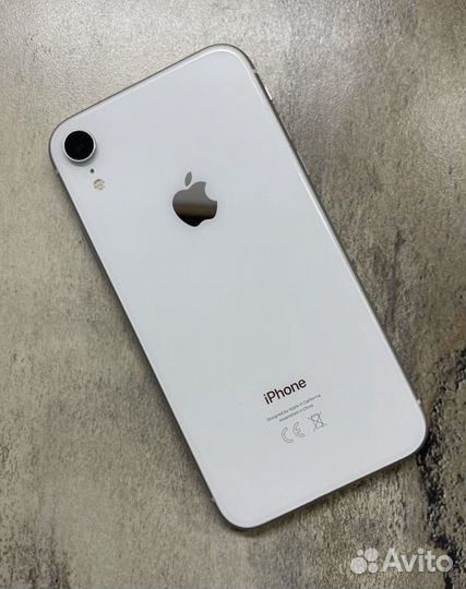 iPhone Xr, 64 ГБ