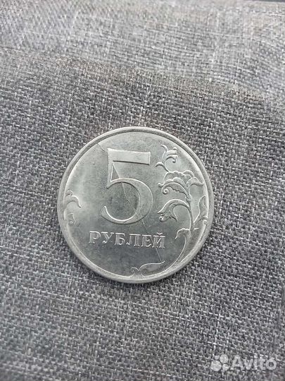 Продам монету