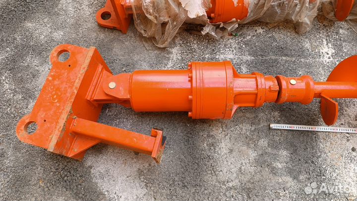 Гидробур (ямобур) на экскаваторы-погрузчики