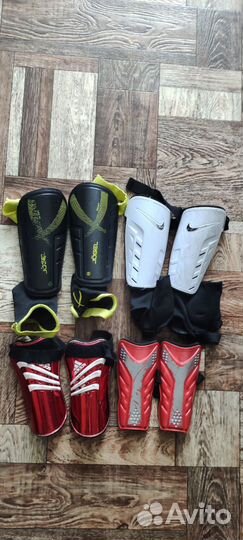 Щитки футбольные детские