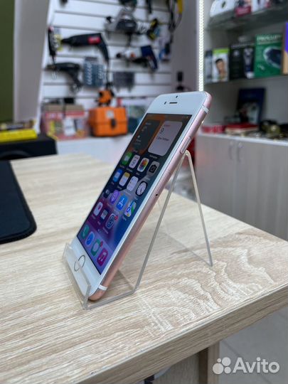 iPhone 6S, 32 ГБ