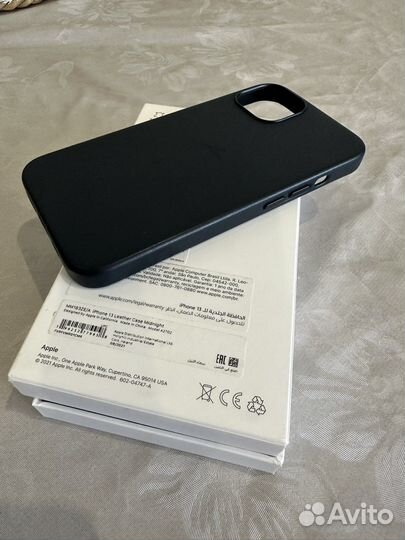 Кожаный чехол на iPhone 13 Оригинал