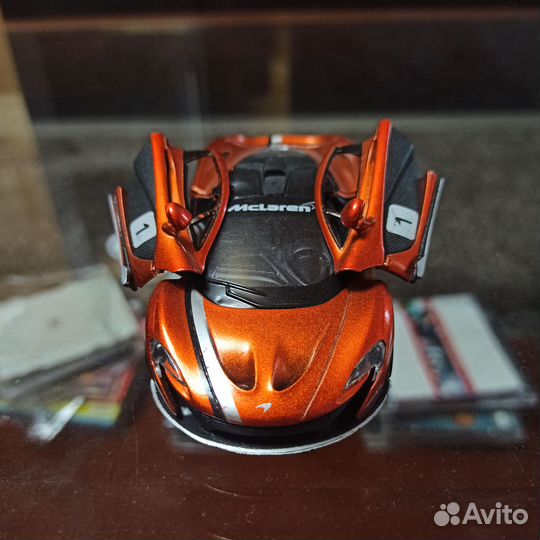 Модель Mclaren P1