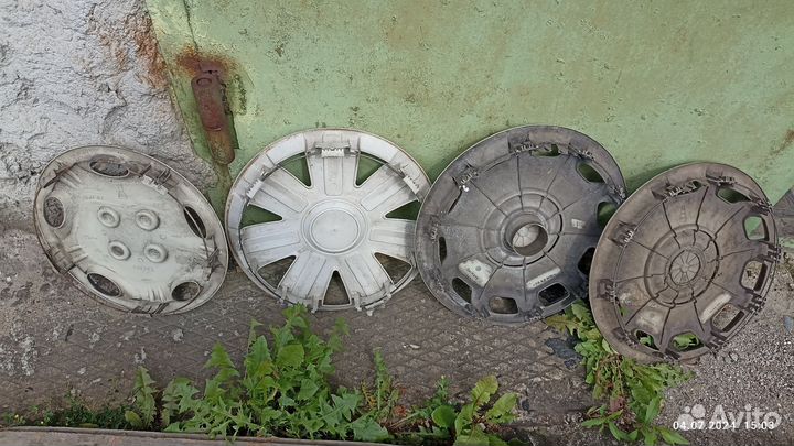 Колпаки на колеса