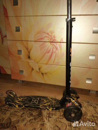 Самокат детский трехколесный