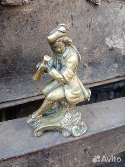 Бронзовая статуэтка СССР