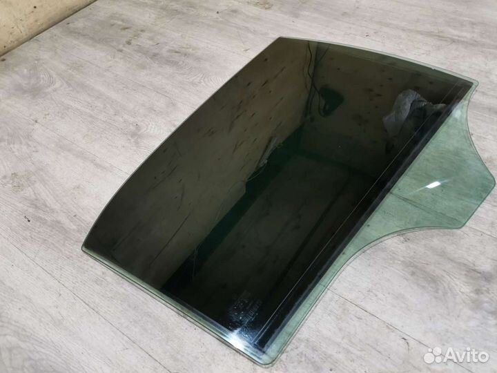 Стекло заднее правое Mercedes-Benz E class W212