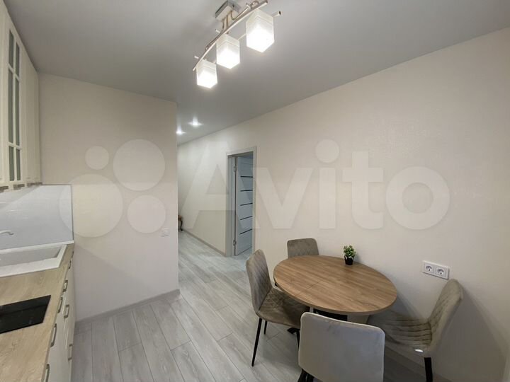 2-к. квартира, 50 м², 4/9 эт.