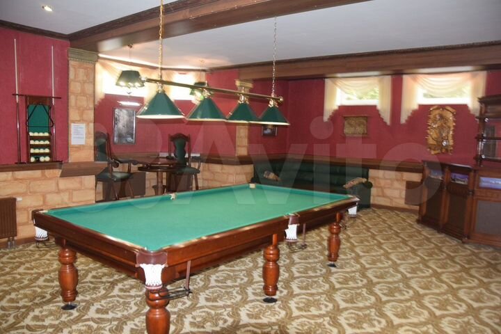 Коттедж 840 м² на участке 30 сот.