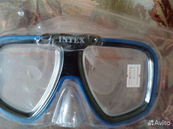 Для моря: маска, тапочки 37 р, шапочка, нарукавн