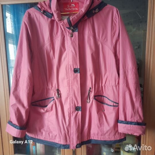 Ветровка женская 54-56 размера