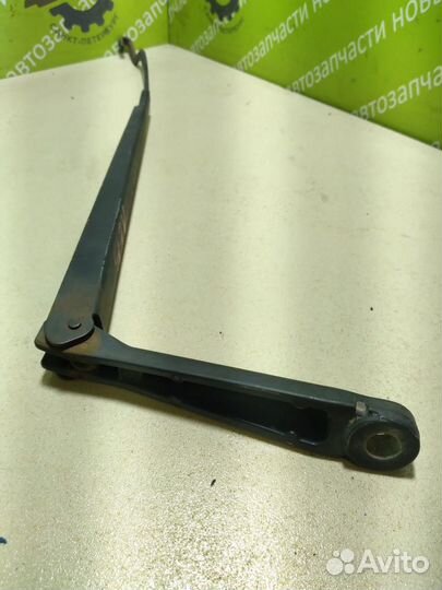 Поводок стеклоочистителя левый Ford Focus 1 2.0