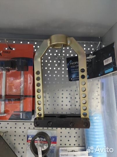 Съёмник наружного шруса универсальный