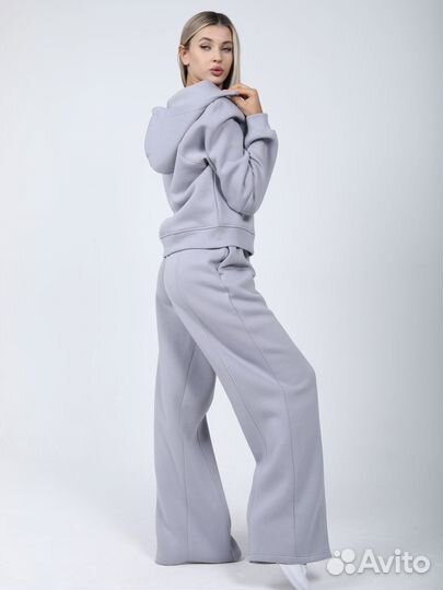 Костюм повседневный женский