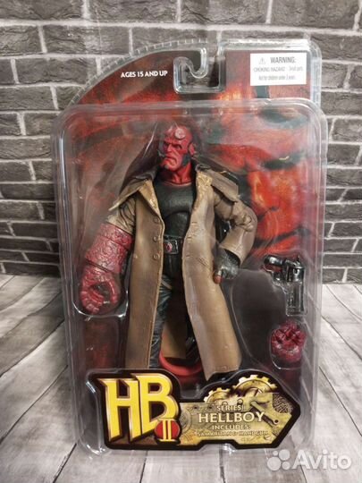 Hellboy mezco
