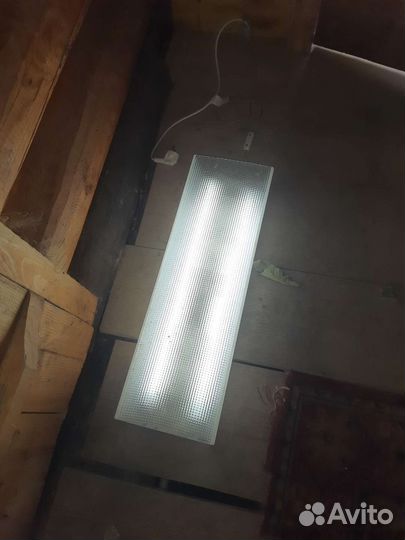 Светильник люстра лампа дневной свет