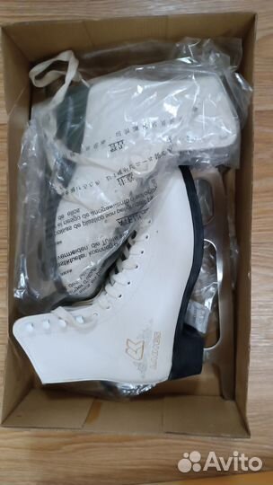 Коньки фигурные