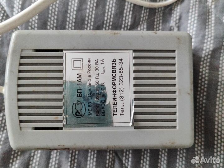 Блок питания стабилизированный 12В, 1А