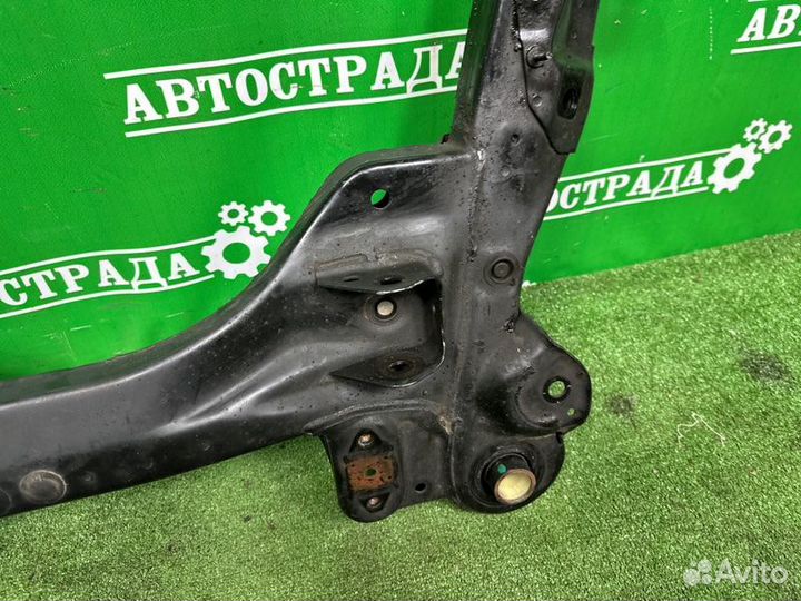 Подрамник передний Toyota Camry 2003-2017