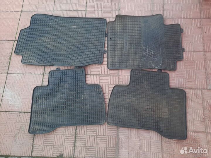 Ковры в салон автомобиля